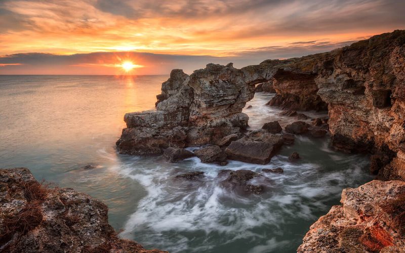 sea-rocks-and-winter-sea-2021-04-02-22-43-36-utc.jpg